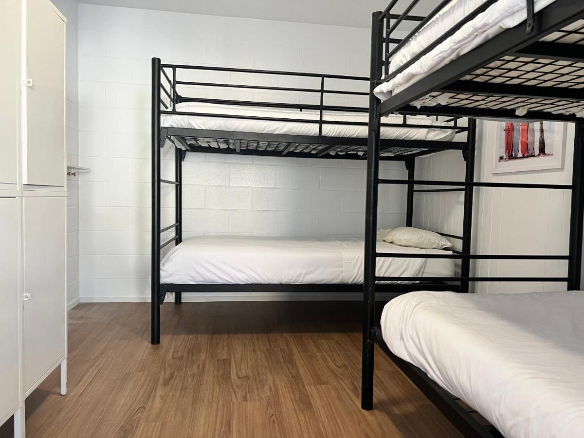 Cali Backpackers Hostel Caloundra Bagian luar foto