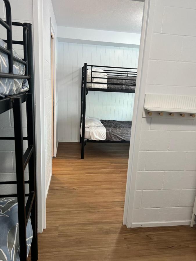Cali Backpackers Hostel Caloundra Bagian luar foto