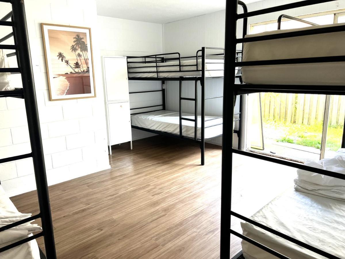 Cali Backpackers Hostel Caloundra Bagian luar foto