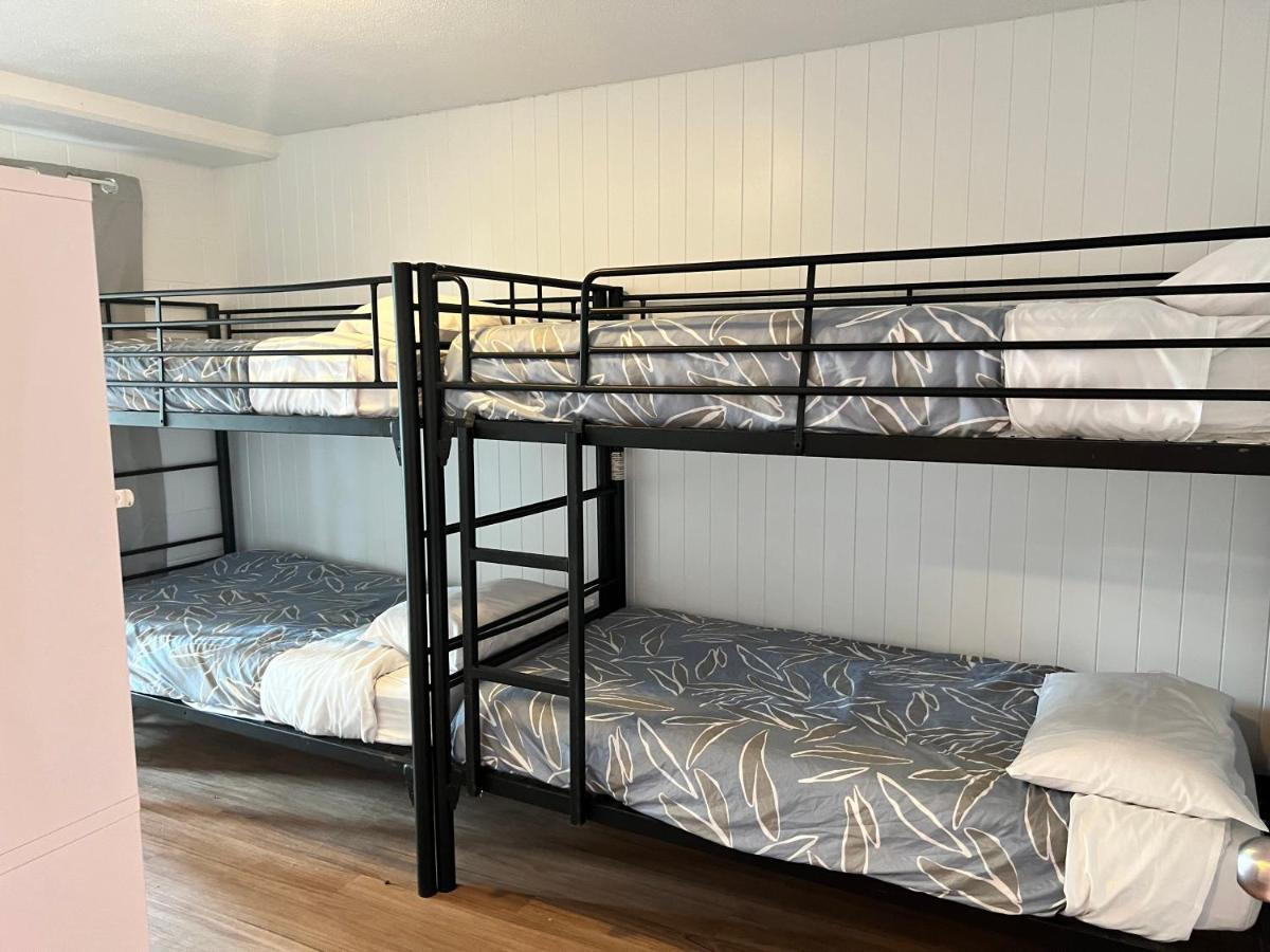 Cali Backpackers Hostel Caloundra Bagian luar foto