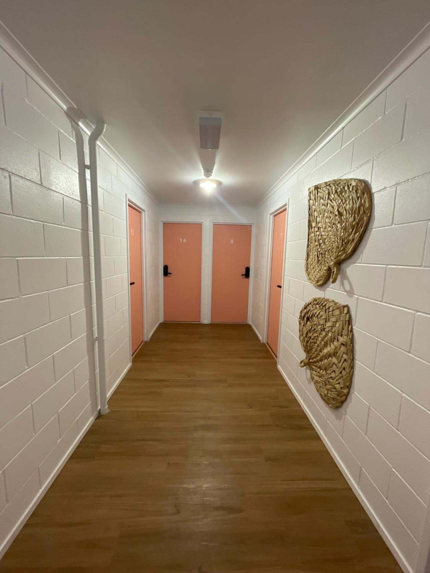 Cali Backpackers Hostel Caloundra Bagian luar foto