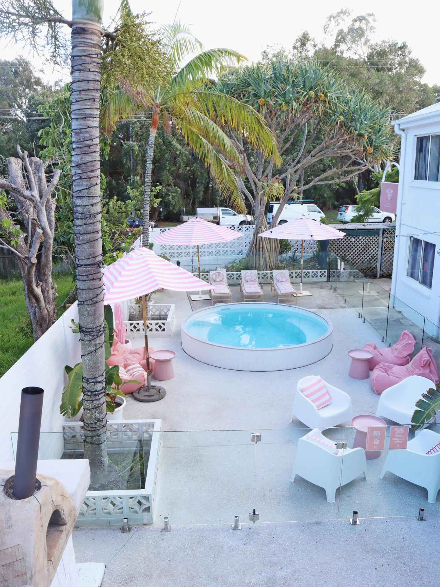 Cali Backpackers Hostel Caloundra Bagian luar foto